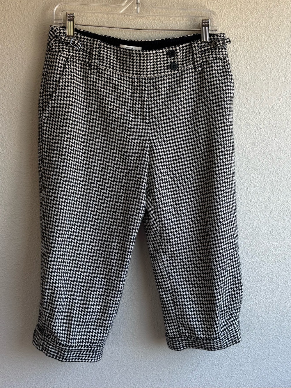 LOFT Black and White Houndstooth Cropped Pants